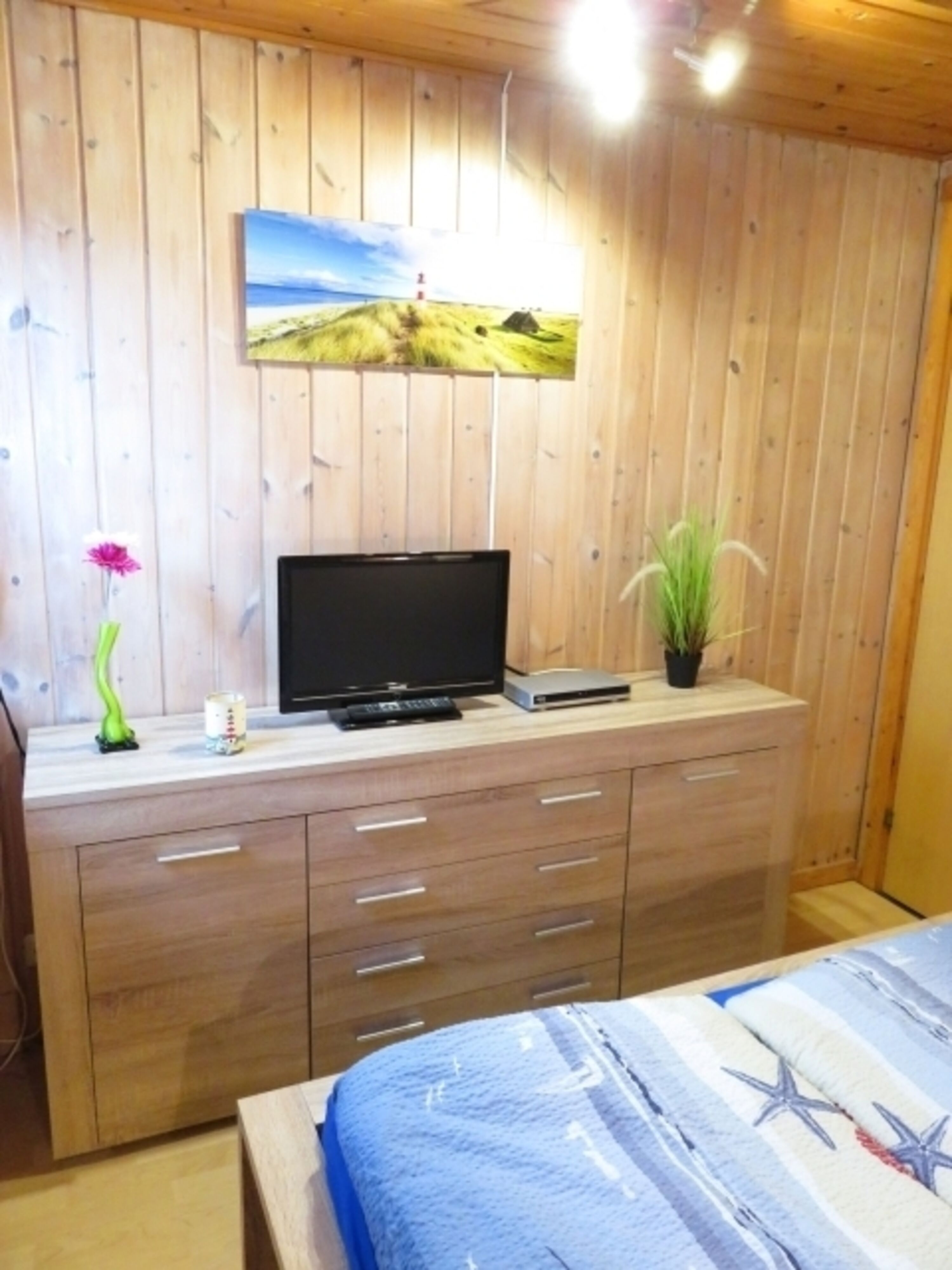 Schlafzimmer mit TV