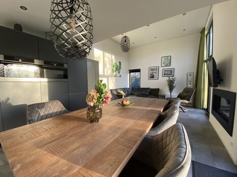 Backofen, separate Microwelle, Kühlschrank, Gefrierschrank