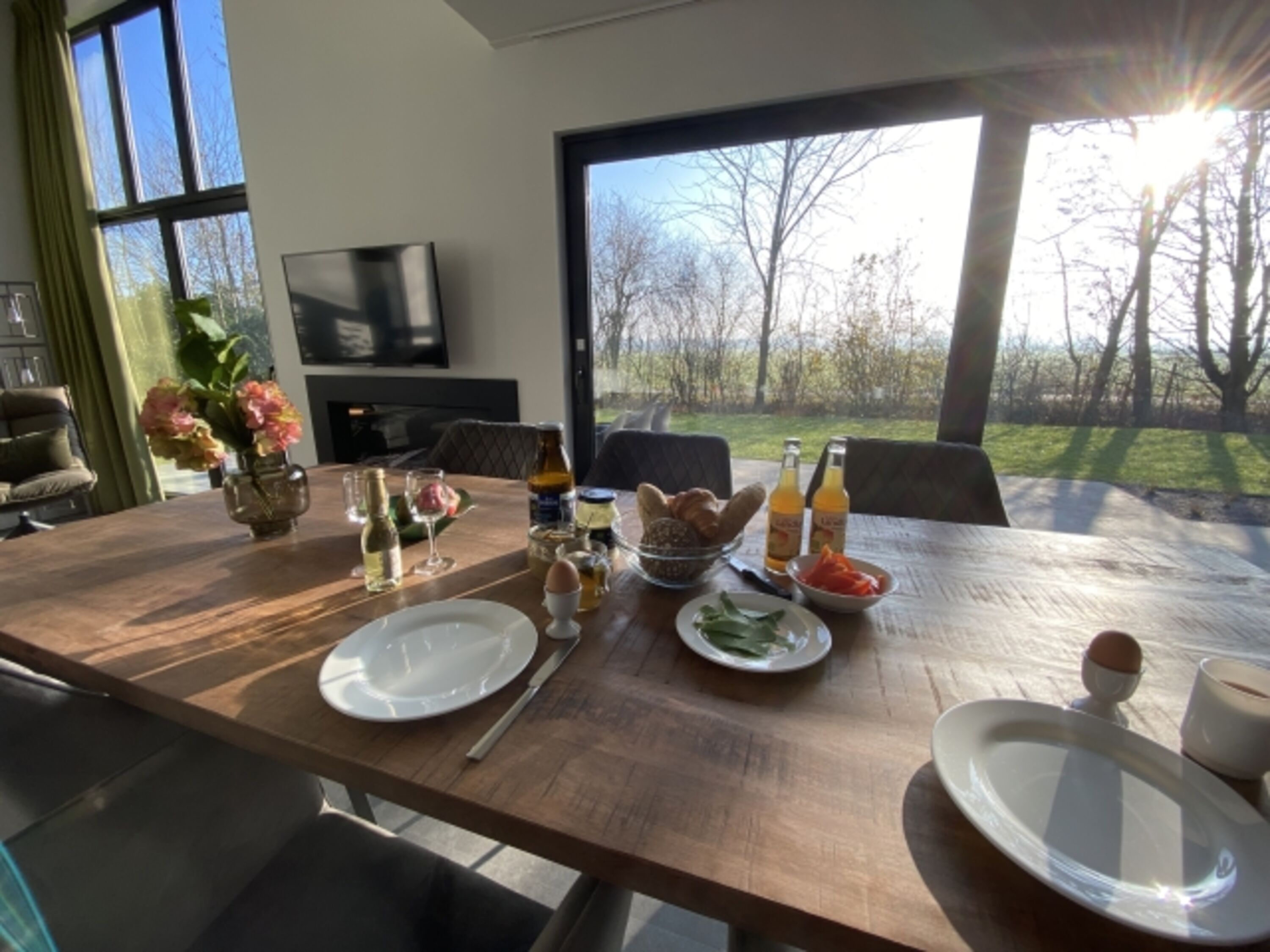 Esszimmer mit traumhaftem Panorama