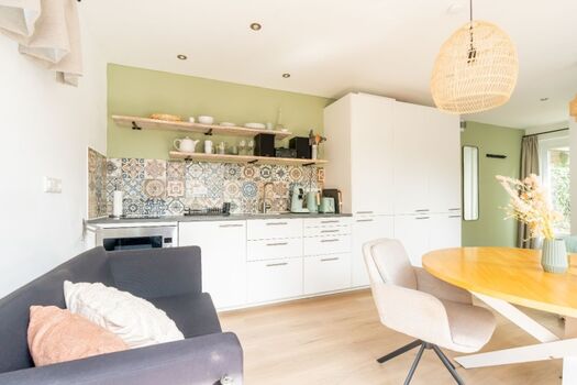 Sitzecke mit SMART-TV