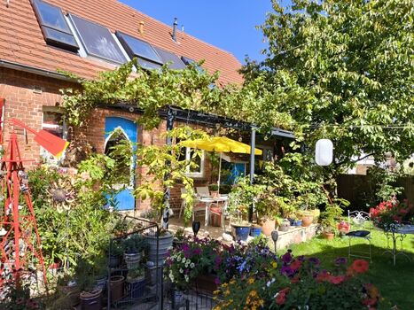 Hinteriengan zum Appartement Mohnblüte