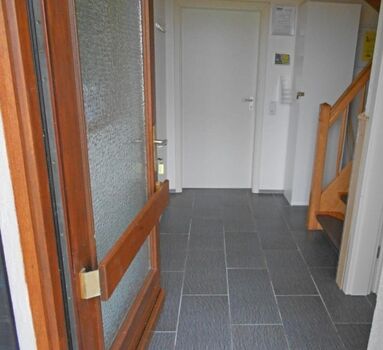 Eingangsbereich mit Waschmaschine