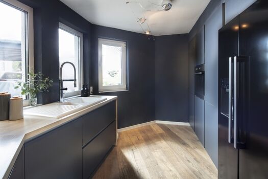 Küche mit Kochinsel