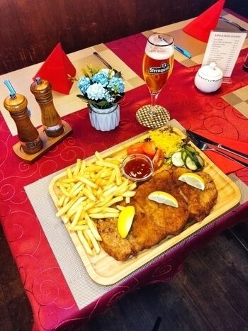 aus unserer Gaststätte "Riesenschnitzel"