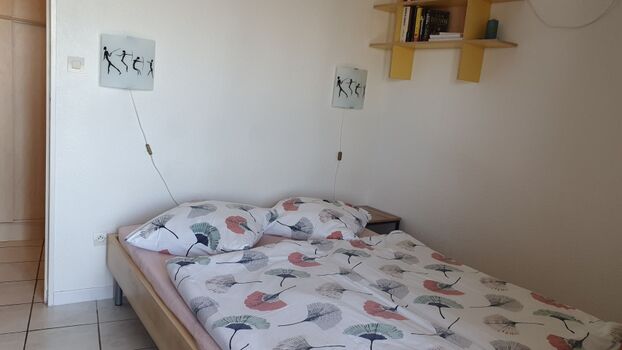 Schlafzimmer 1