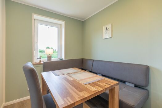 Der Essbereich lädt zum Verweilen ein 