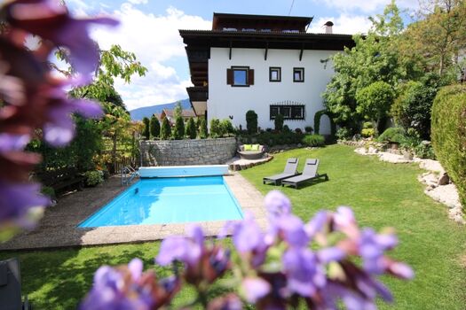 Appartement mit Bergblick und Pool,  Riffian bei Meran