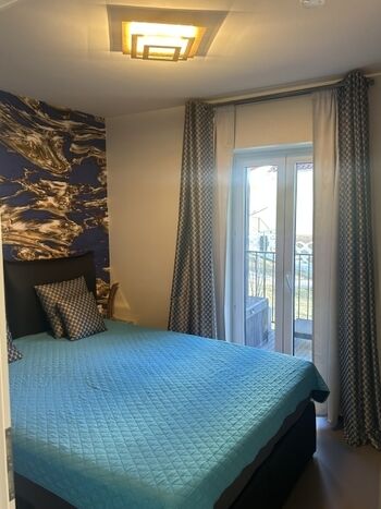 1.Schlafzimmer mit Balkonzugang