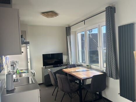 Wohnzimmer mit Küchenzeile