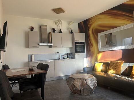 Wohnzimmer mit Küchenzeile