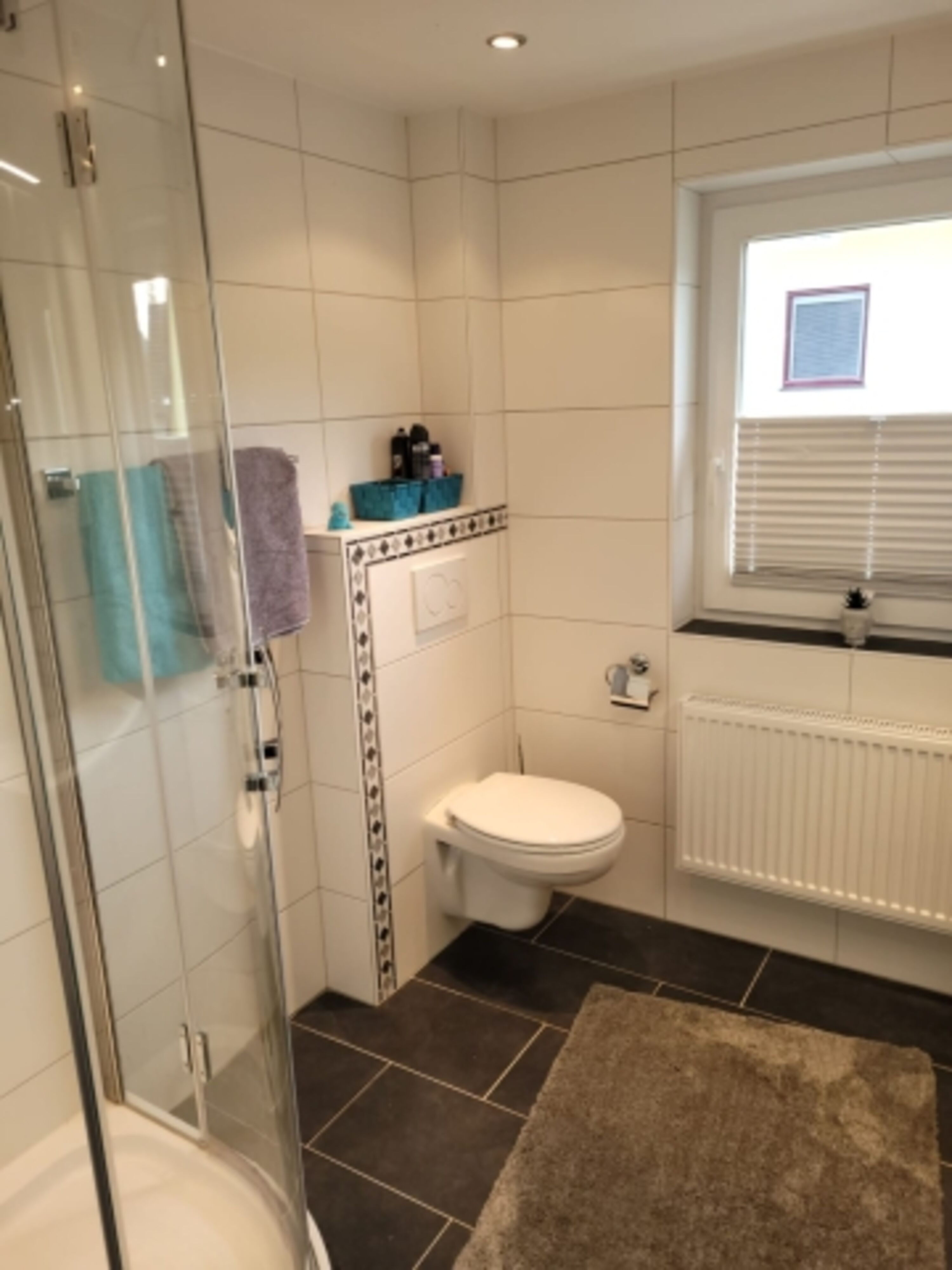 Bad mit Dusche