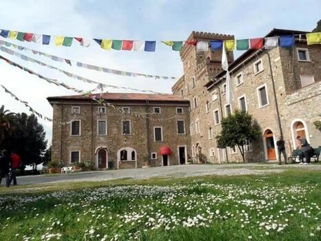 Toskana, Ferienhaus, Pomaia, Institut Buddhismus, Lama Tzong Khapa