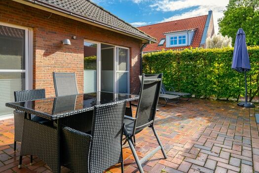 gemütliche Sonnenterrasse