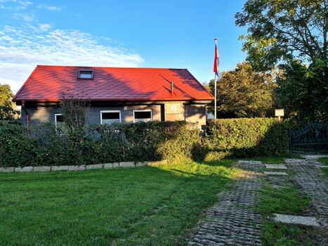 PKW Stellplatz vor dem Grundstück