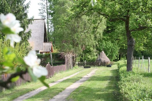 Einfahrt zum Grundstück Nr 26