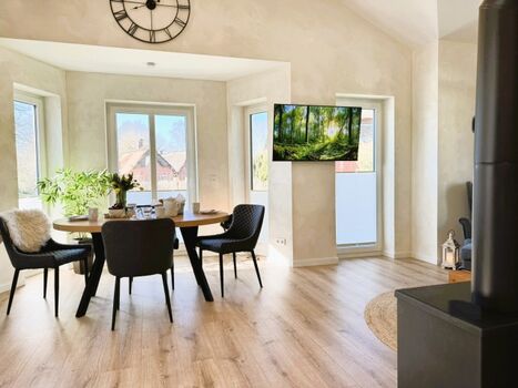 Esstisch mit Platz für 4 Personen