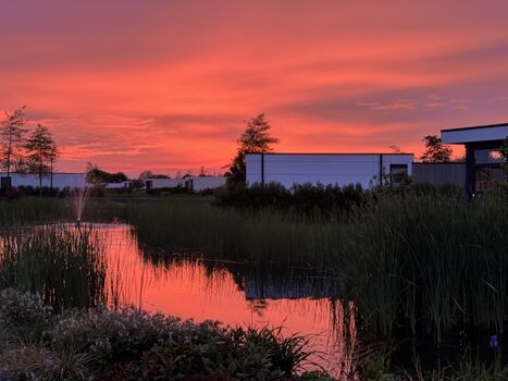 mit traumhaften Sonnenuntergängen