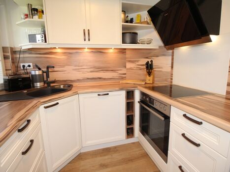 Die gemütliche Küche ist super ausgestattet