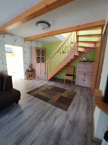 Treppe zu Schlafzimmer 2 und 3 in der 1.Etage