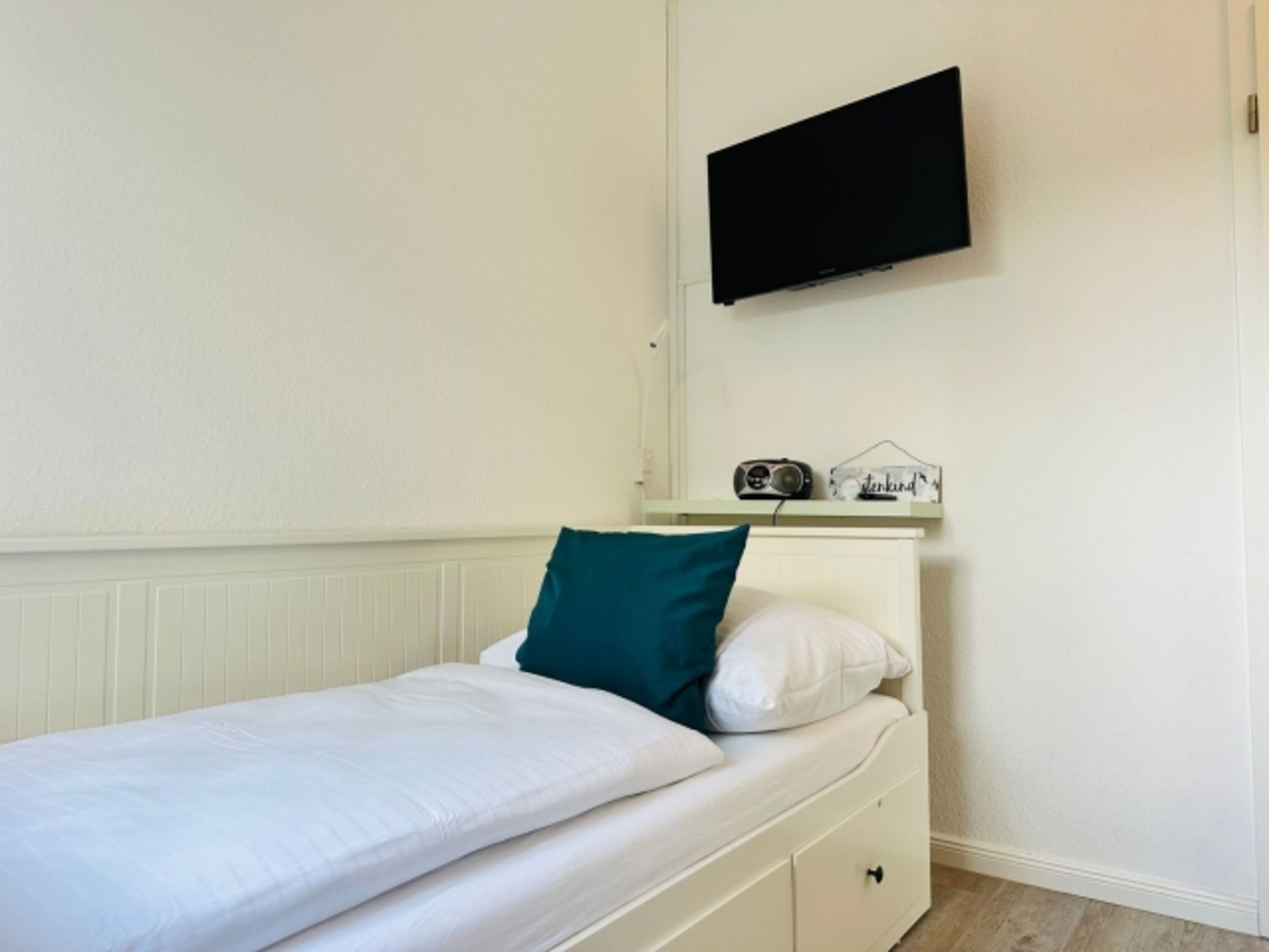 Schlafzimmer 2