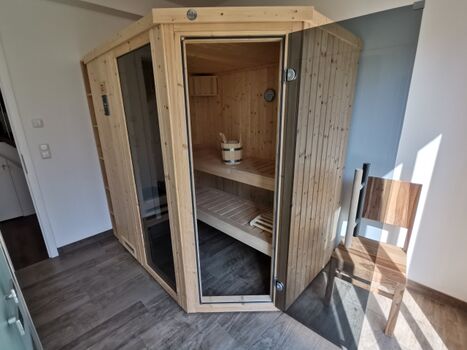 Sauna im Erdgeschoss