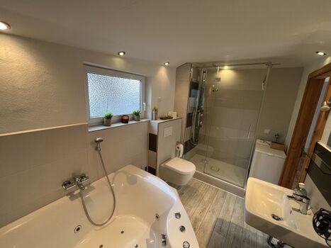 Wellnessdusche im Badezimmer