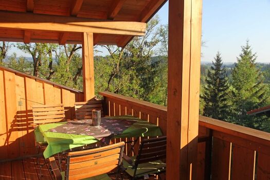 Balkon mit Morgensonne