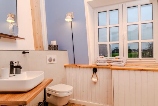 Badezimmer zu Schlafzimmer 2