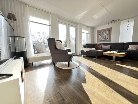 Wohnzimmer mit Ethanolkamin