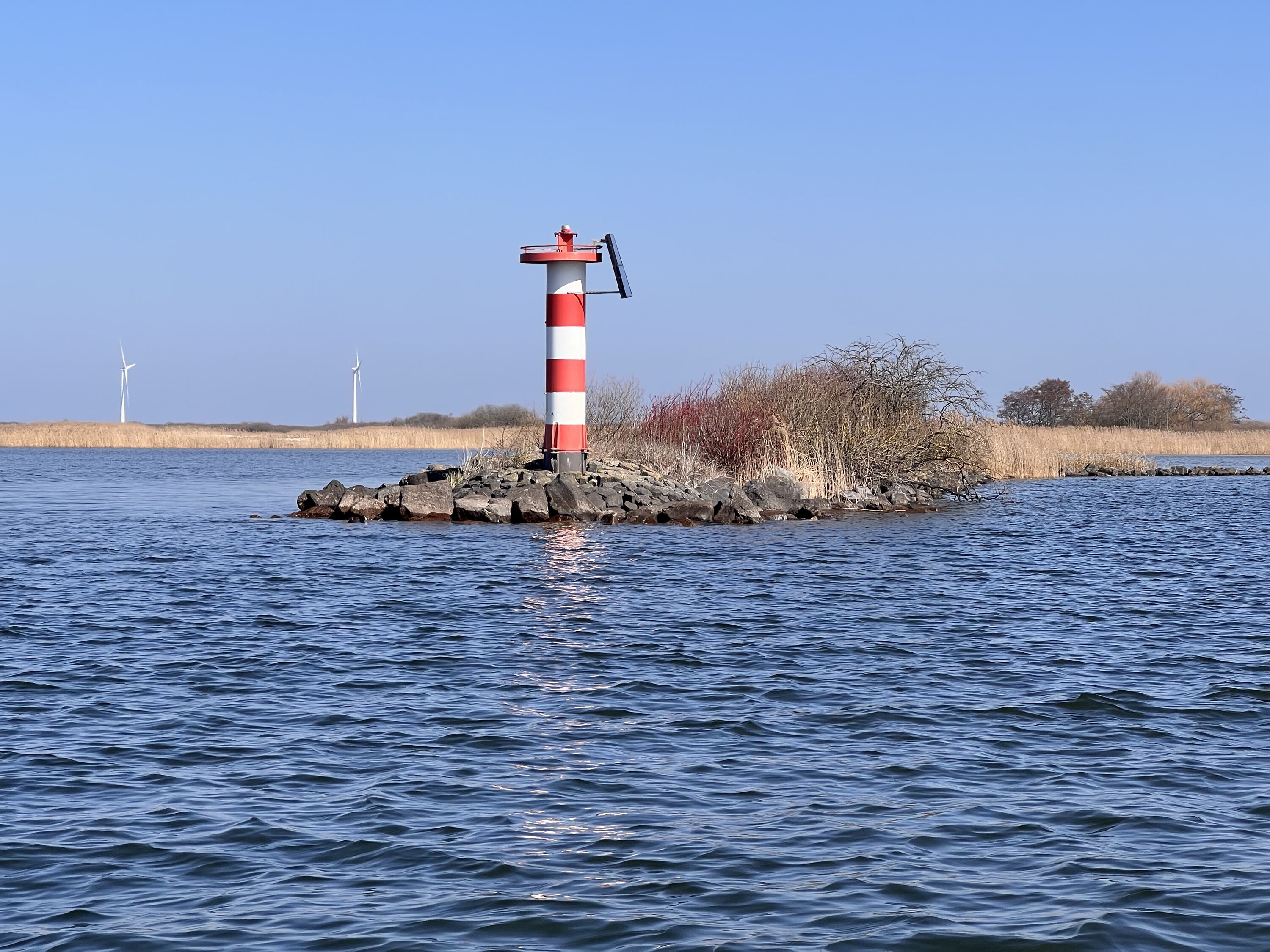 Einfahrt Makkumer Hafen