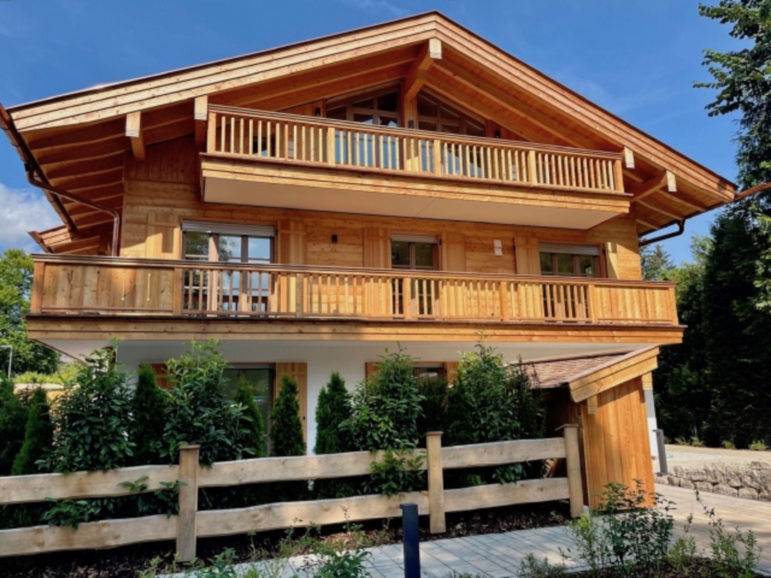 Wohnhaus mit 7 Einheiten