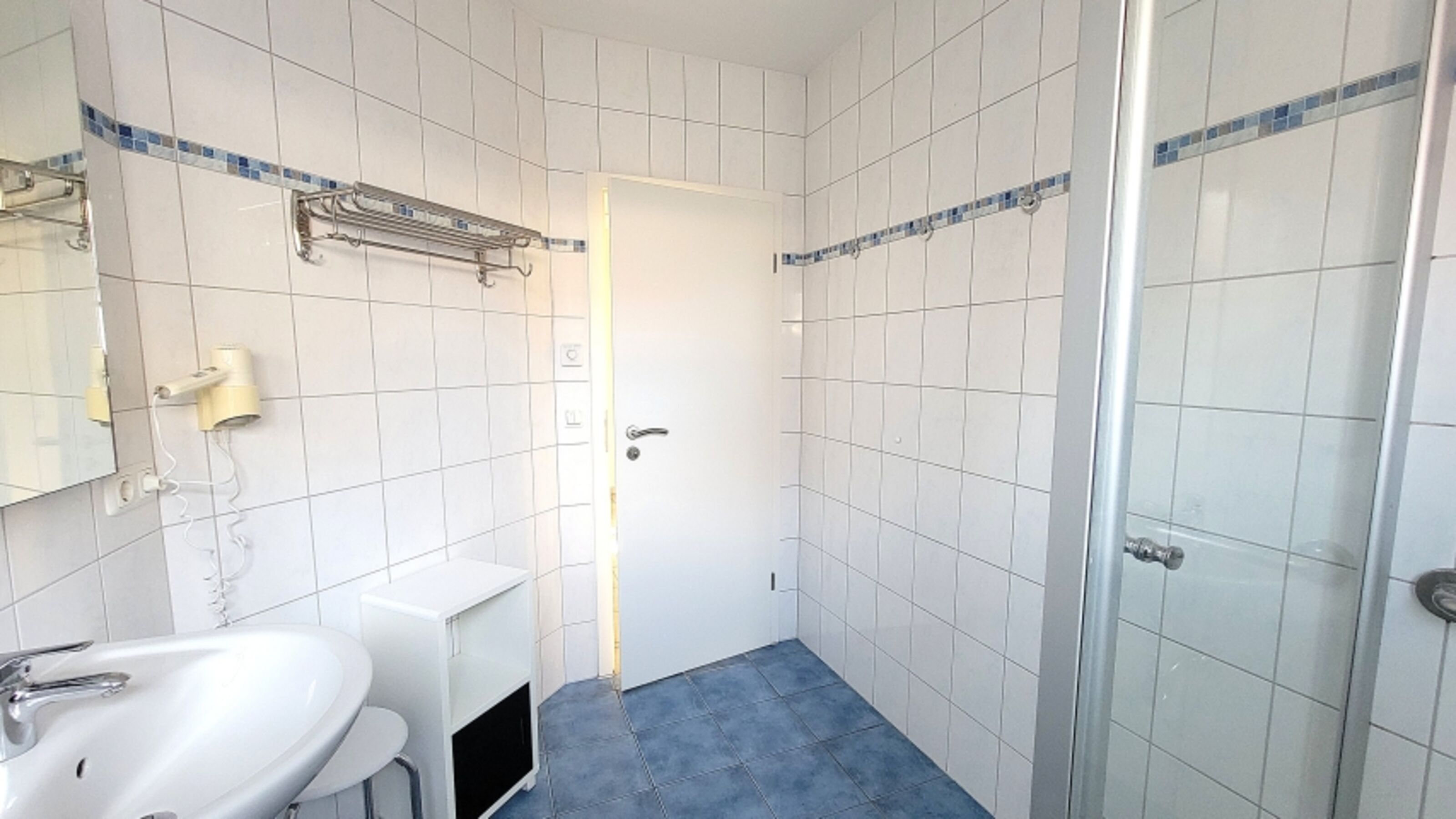 Badezimmer 1