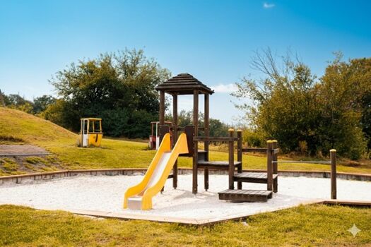 Spielplatz auf dem Gelände