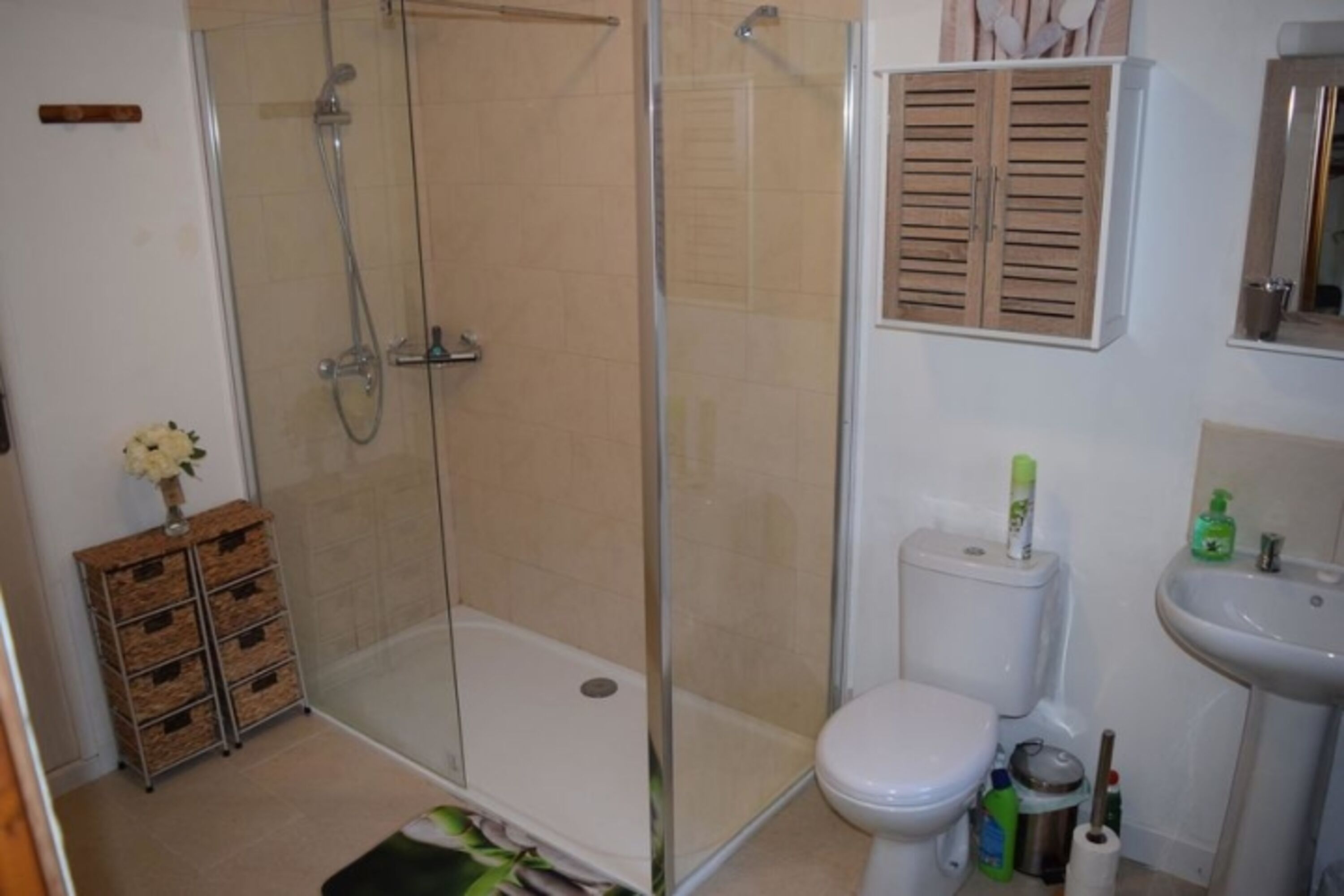 Badezimmer im Erdgeschoss