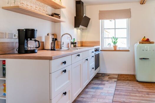 Voll ausgestattete Küche