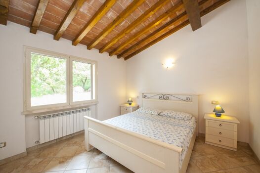 Mit einem Buch vor dem Schlaf entspannen...