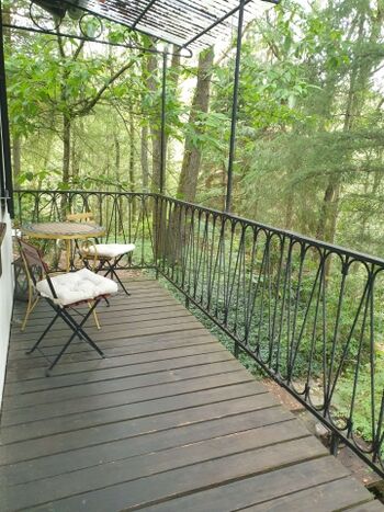 Balkon Sitzplatz Waldblick