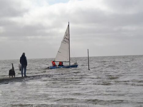 am und auf dem Wasser