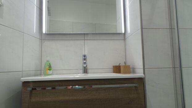 Waschtisch im zweiten Badezimmer