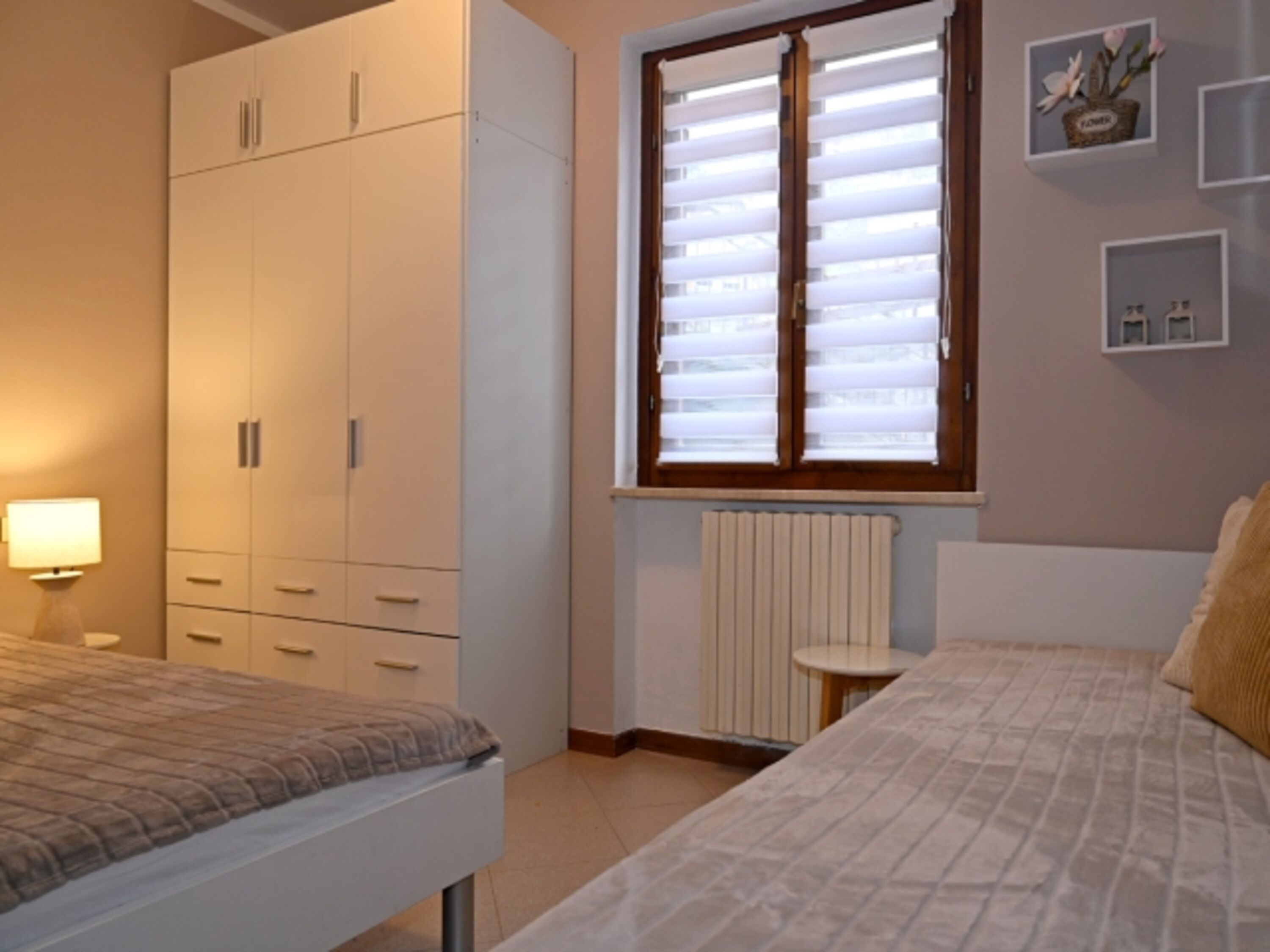 Schlafzimmer 2