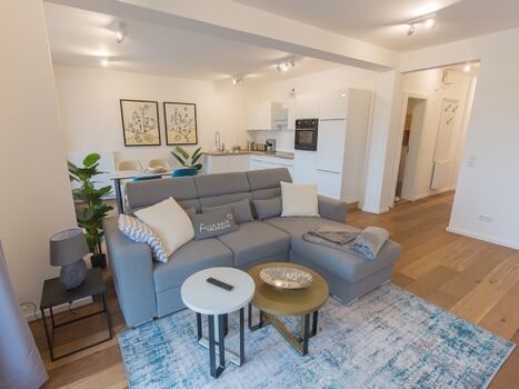 Gesamtblick Wohnen/Essen/Kochen