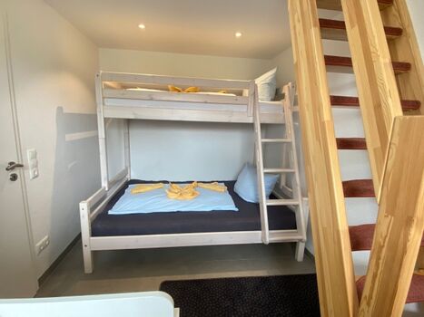 Schlafmöglichkeit zwei - Hochbett - oben 90x200