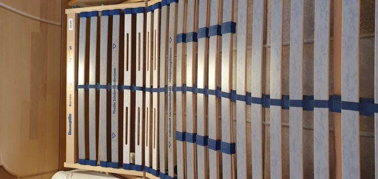 neue verstellbare Lattenroste in Zimmer 1