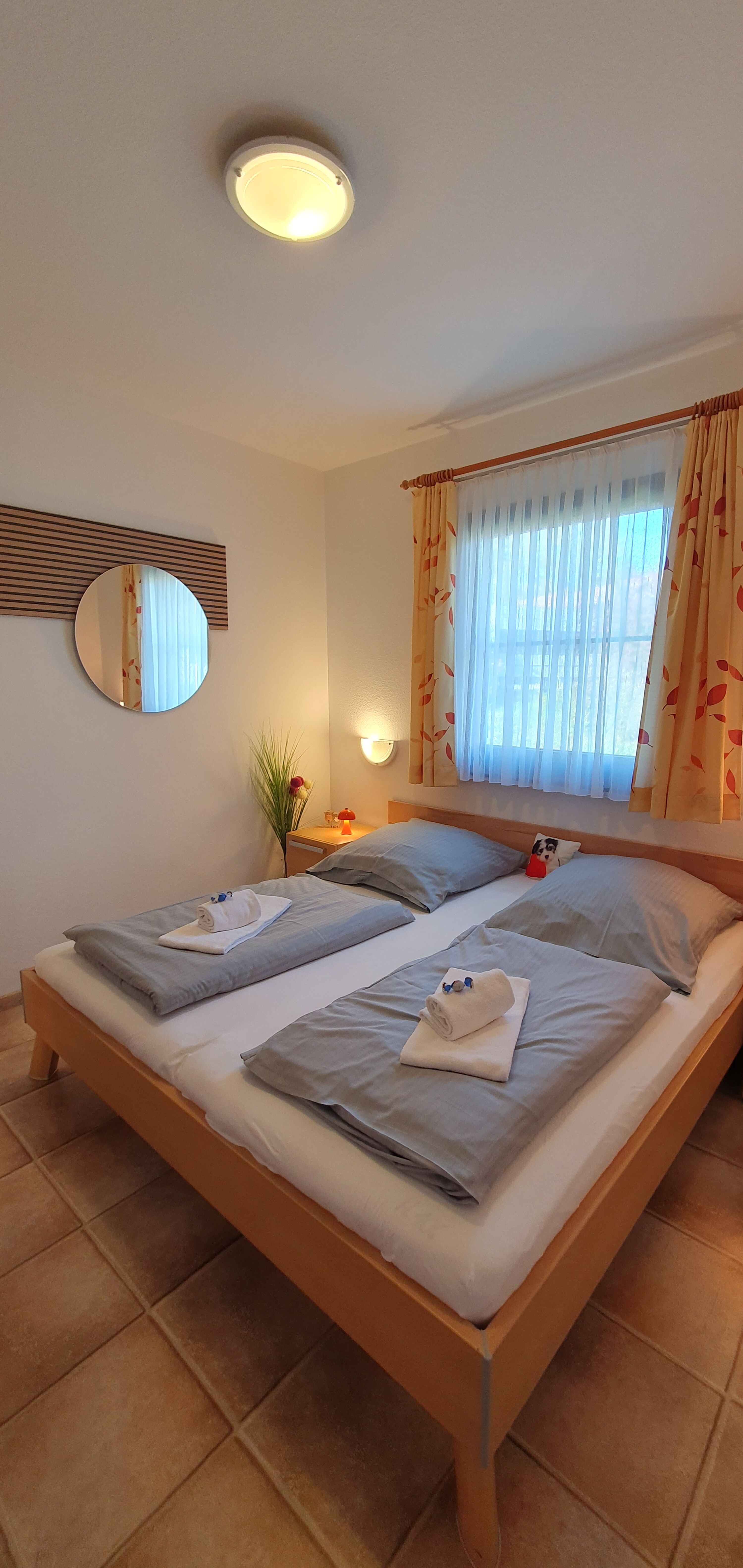 Schlafzimmer 2