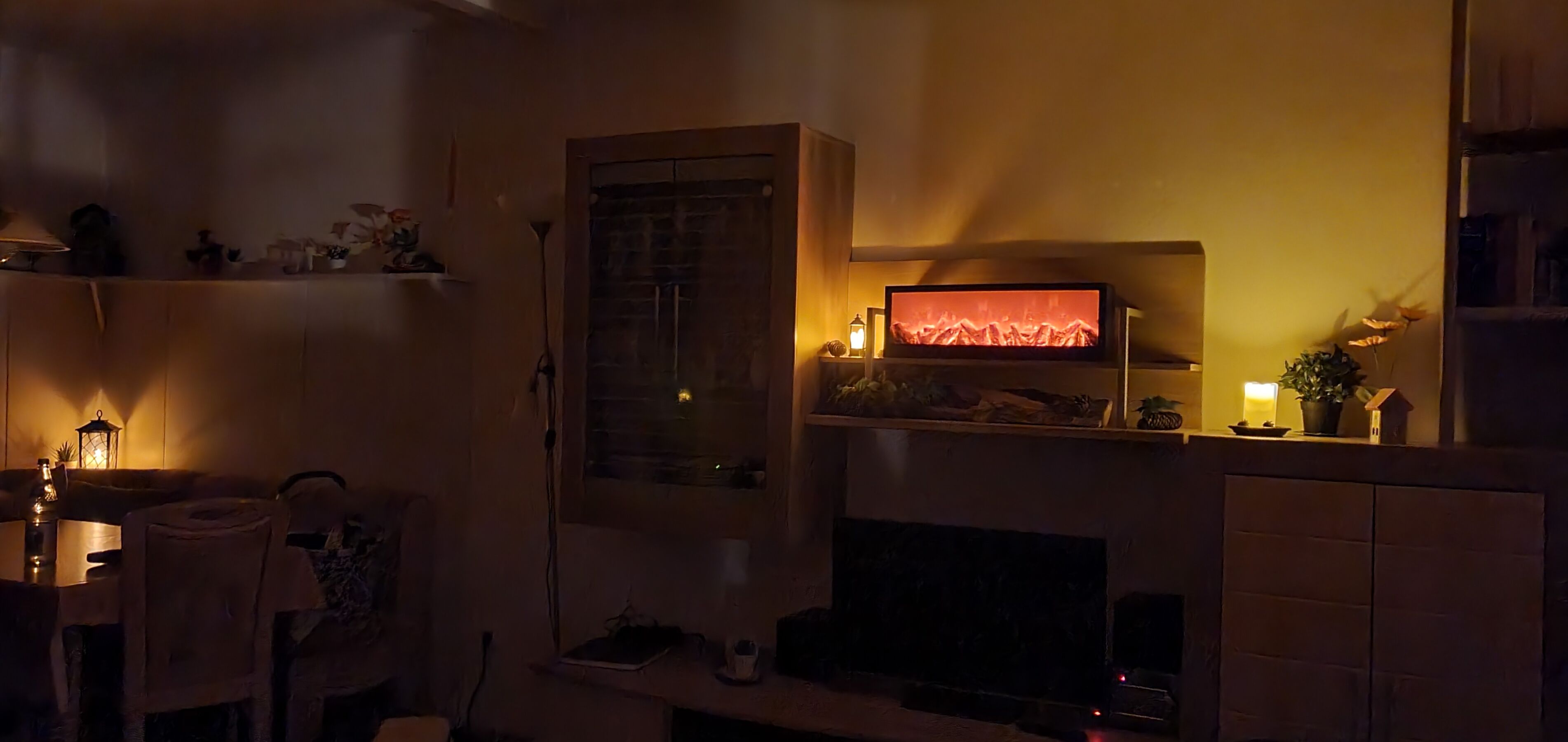 romantische Stimmung dank Kamin und Kerzen