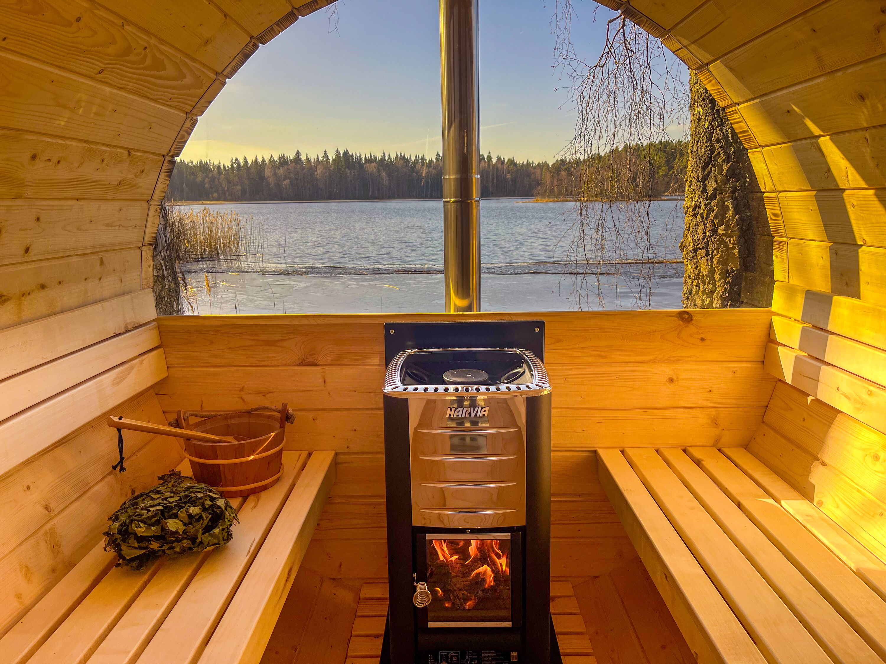 Sauna mit Seeblick inklusive
