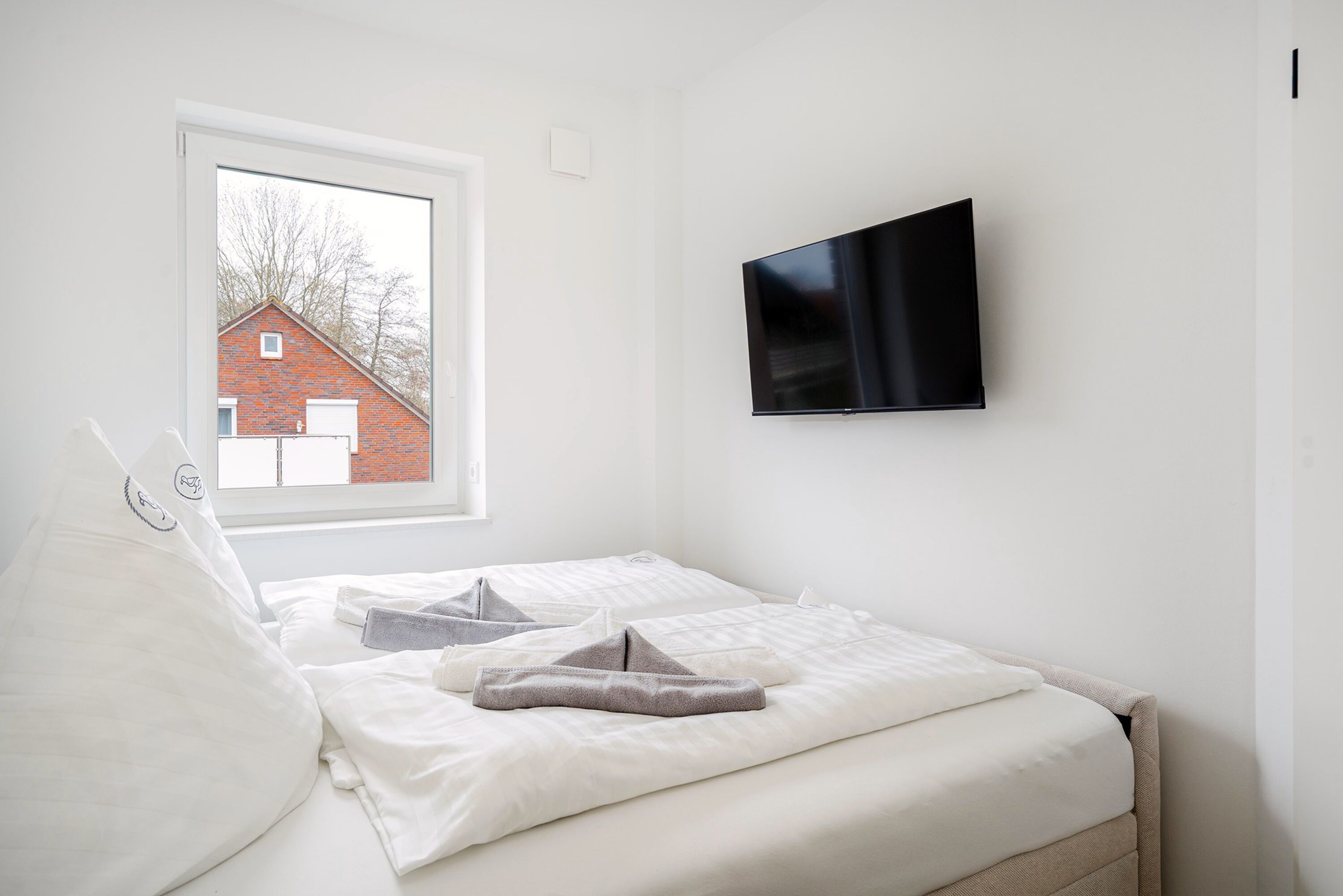 zweites Schlafzimmer mit TV