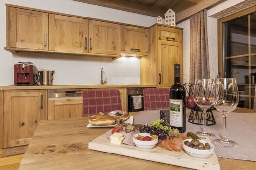 Küche mit Essbereich