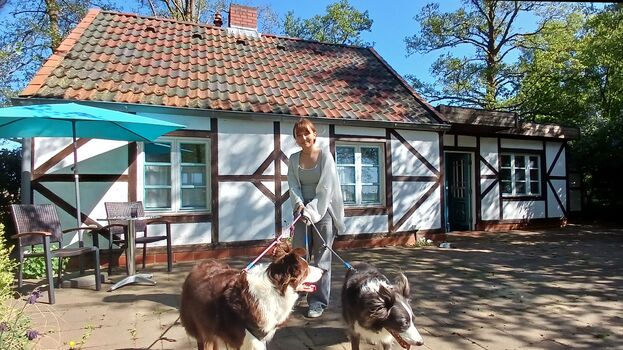 Frontseite des Hauses zum Westen