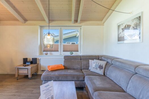 Ferienhaus Hallig Hooge – Gemütliche Sitzecke mit viel Platz zum Entspannen